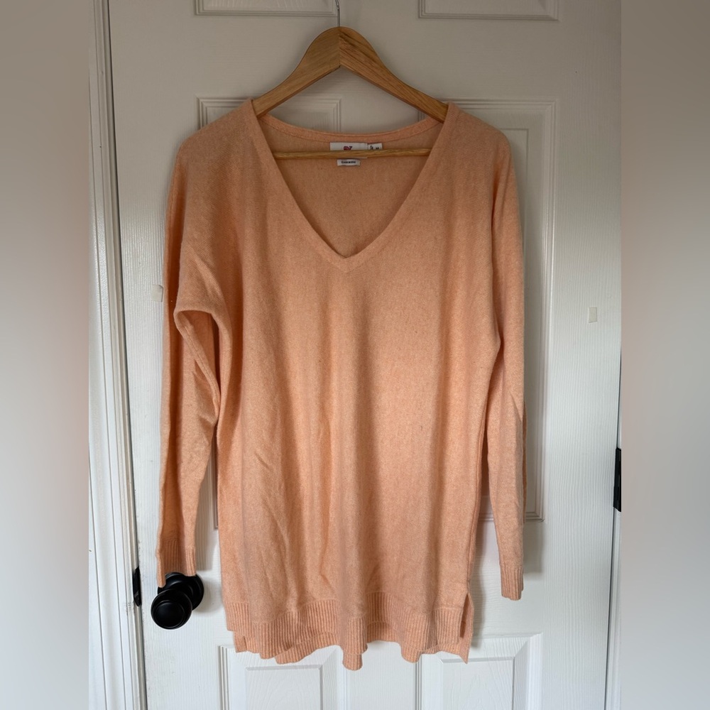 Vineyard Vines 100% Cashmere V-Neck Sweater - Size M - Pastel Peach/Salmon